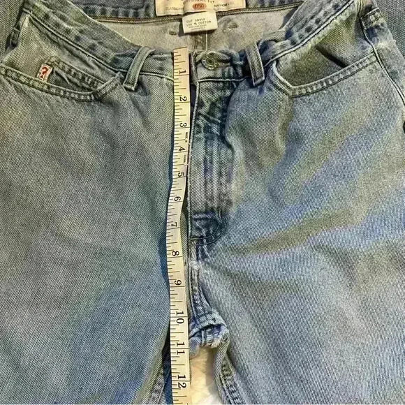 Classic Blue Women's Jeans - Picture 15 of 16